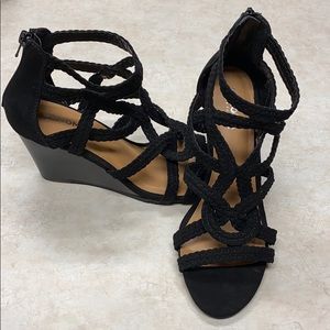 Back Sonoma women’s wedge sandal size 8